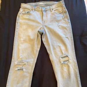 Destroyed boyfriend jeans!